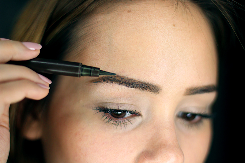 Eyebrow Routine, Eyebrows, How to, plug, shape, fill in