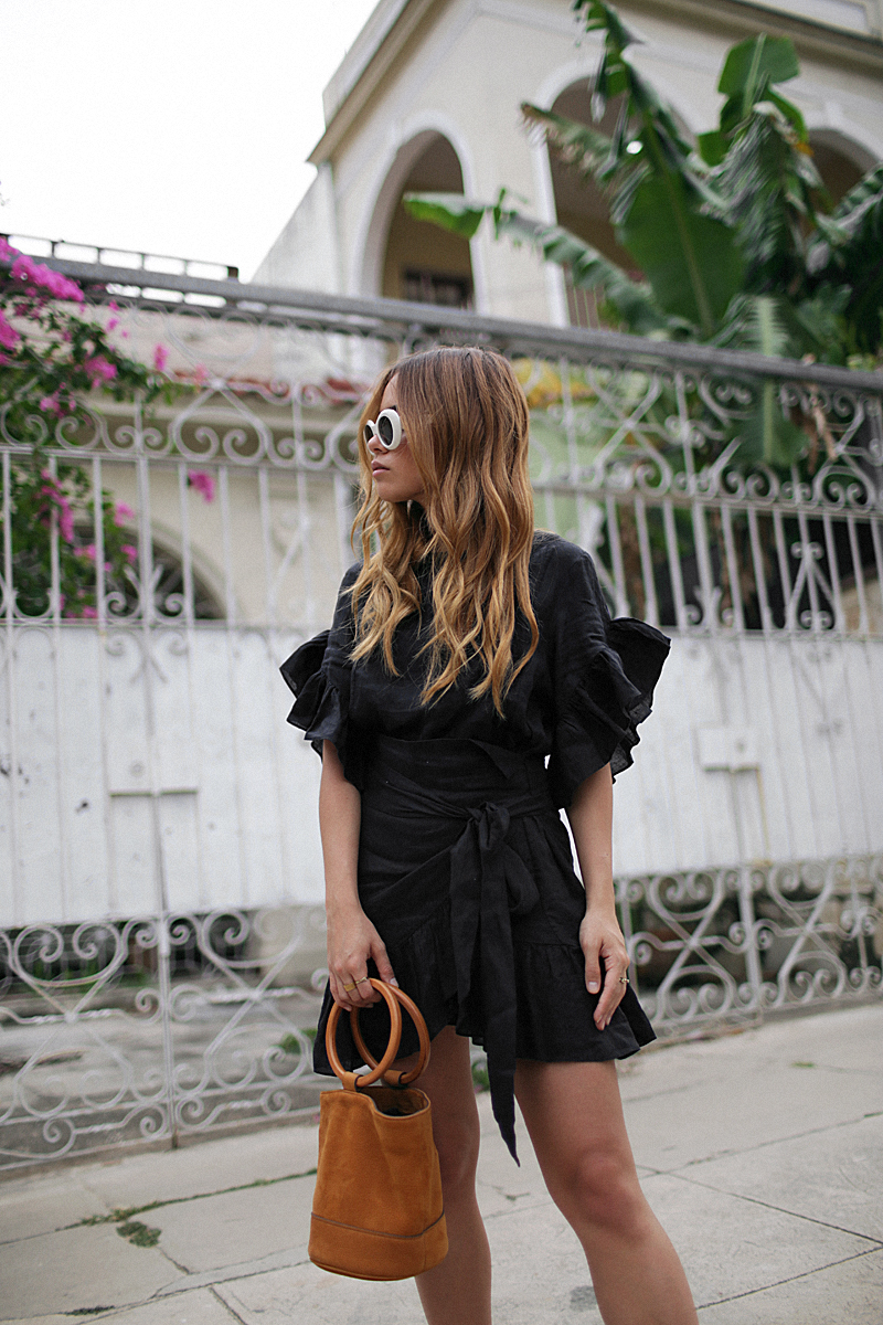 Outfit: The frilled wrapping dress in Havana, Cuba » teetharejade