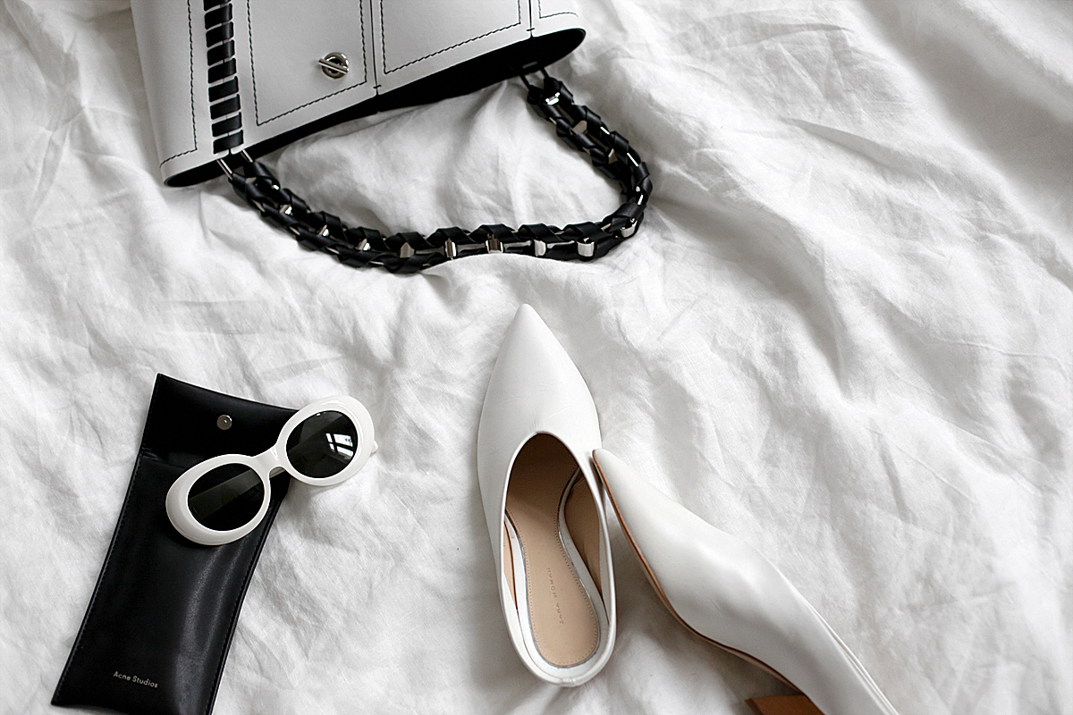 Micro Trends: White Accessories, Corsets & Statement Straps